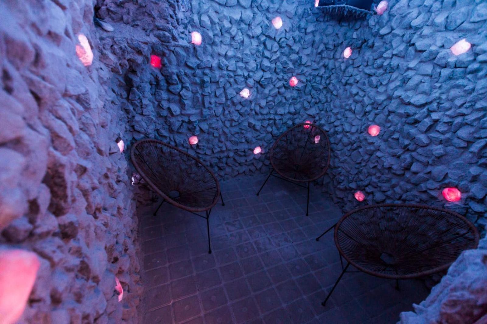 Royal Inn Busteni-Adults Only 外观 照片