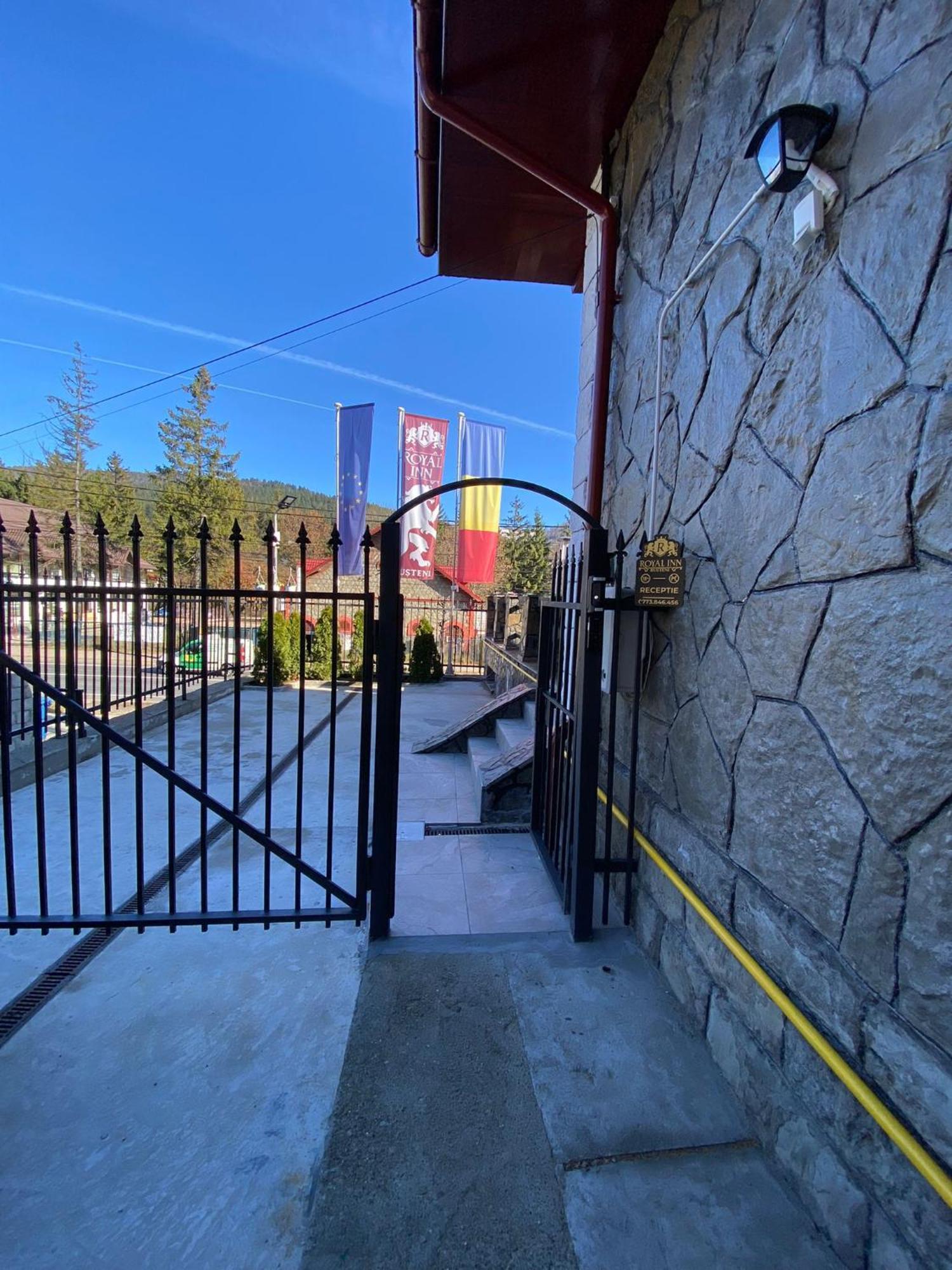 Royal Inn Busteni-Adults Only 外观 照片